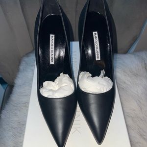 Manolo Blahnik Women's Black Morba 105 Leather Pump